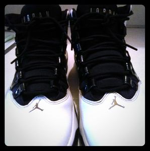 Jordan 11